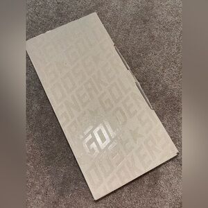 Golden Goose shoe box